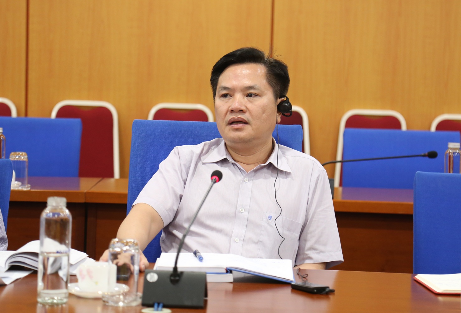 &Ocirc;ng Dương B&aacute; Đức - Vụ trưởng Vụ Đầu tư đ&aacute;nh gi&aacute; cao những &yacute; kiến đ&oacute;ng g&oacute;p của c&aacute;c chuy&ecirc;n gia ADB.