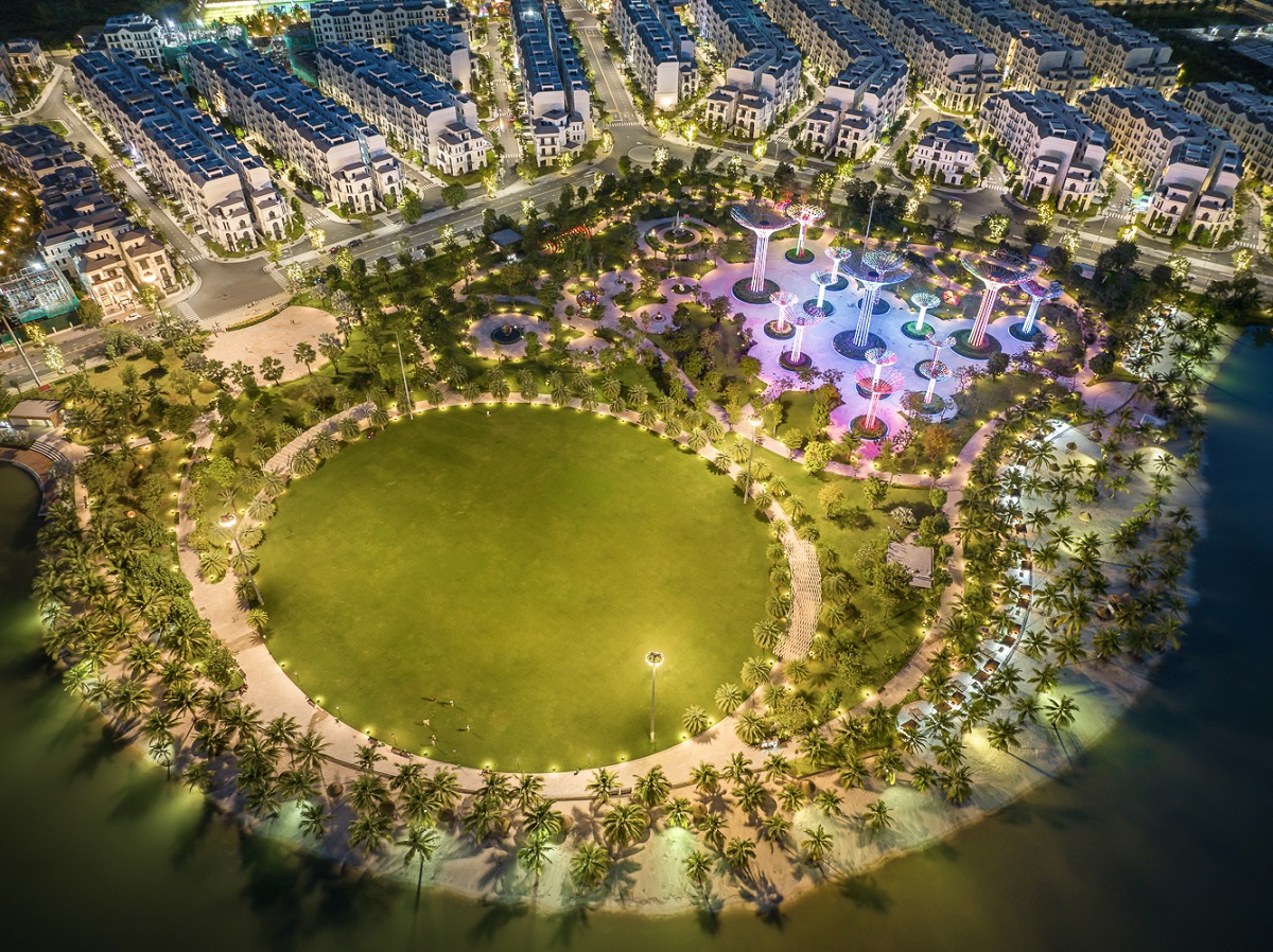 Cư d&acirc;n Glory Heights được hưởng ngay c&aacute;c tiện &iacute;ch đ&atilde; vận h&agrave;nh ổn định tại Vinhomes Grand Park. Ảnh: VHM