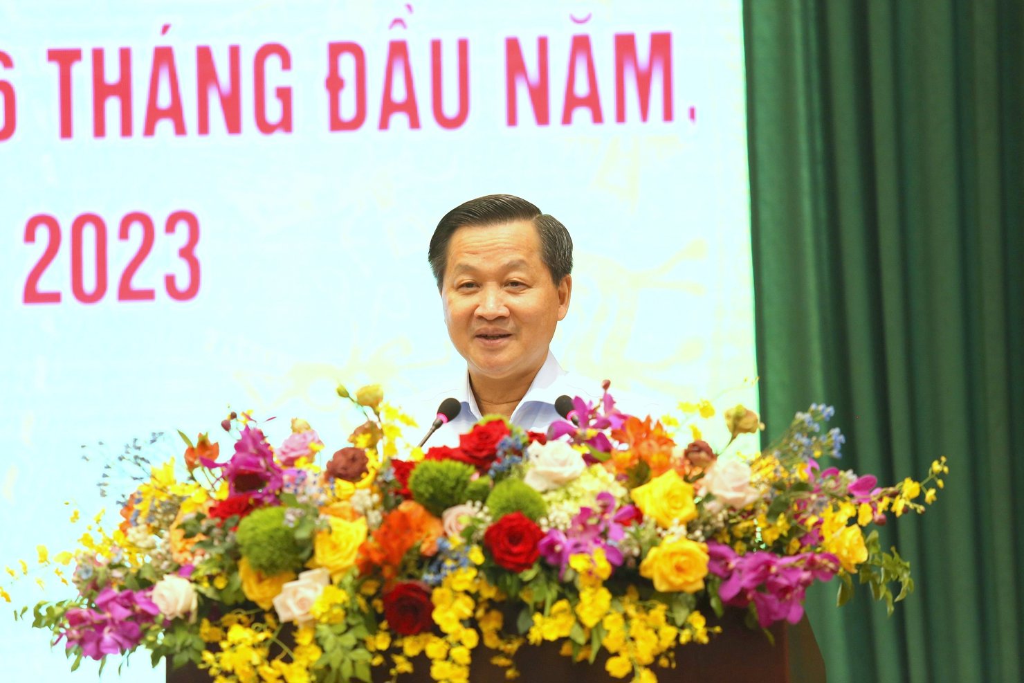 Phó Thủ tướng Lê Minh Khái phát biểu chỉ đạo tại Hội nghị sơ kết công tác tài chính – ngân sách nhà nước 6 tháng đầu năm, triển khai nhiệm vụ 6 tháng cuối năm 2023. Ảnh: Lục Trường.