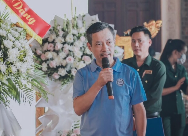 Ông Bùi Văn Hùng - Phó Trưởng Ban Tuyên giáo Đảng ủy Bộ Tài chính phát biểu tại buổi sinh hoạt chuyên đề.