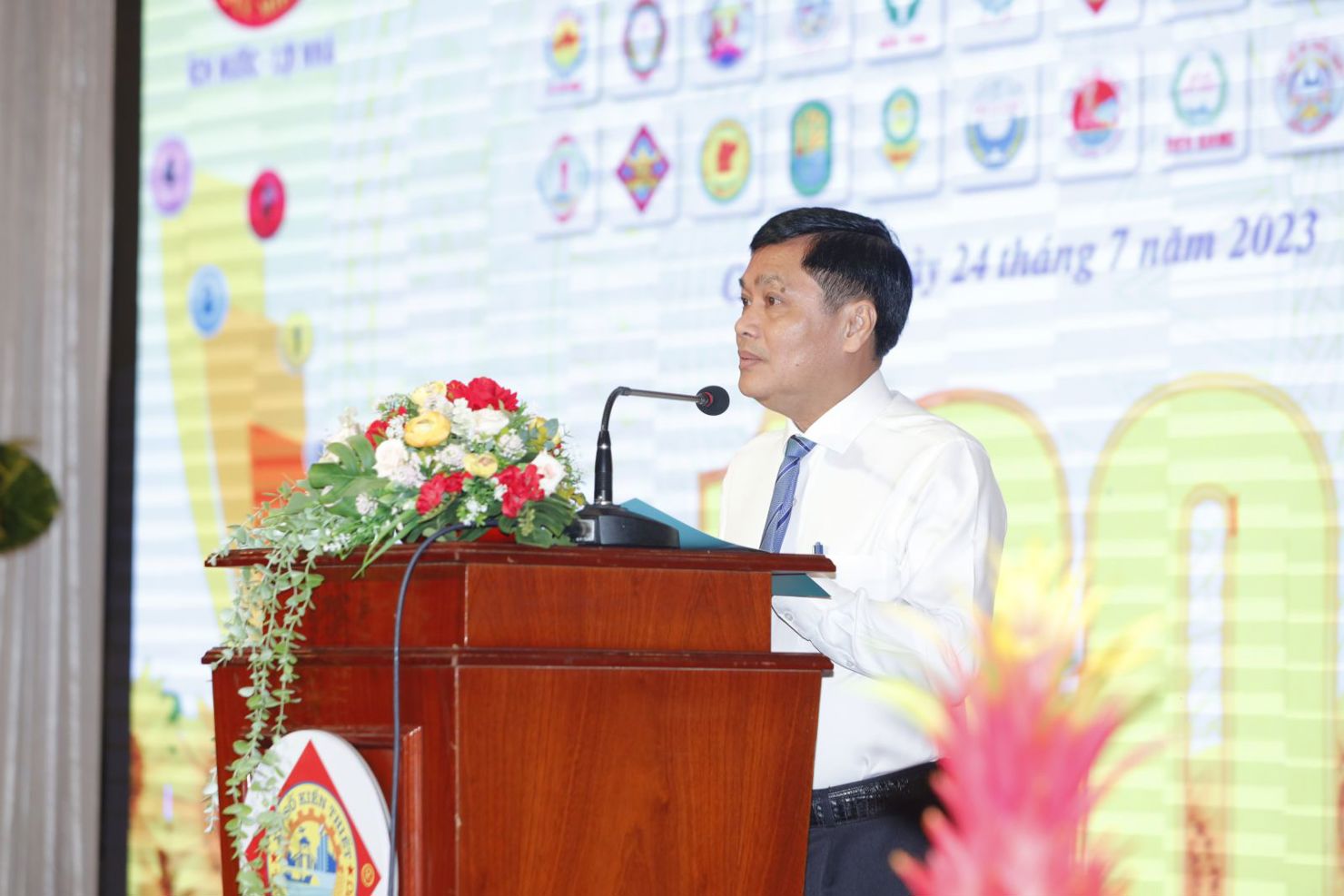&Ocirc;ng Nguyễn Văn Hồng - Ph&oacute; Chủ tịch UBND TP. Cần Thơ ph&aacute;t biểu ch&uacute;c mừng Hội nghị.
