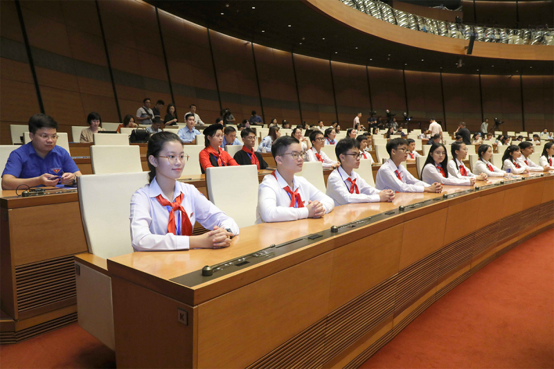 Đại biểu trẻ em dự Phiên họp giả định Quốc hội trẻ em lần thứ nhất. Ảnh: Hồ Long