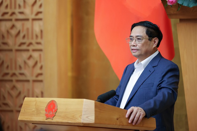 Thủ tướng Phạm Minh Ch&iacute;nh ghi nhận, biểu dương nỗ lực, kết quả của c&aacute;c bộ, ng&agrave;nh, địa phương, đ&oacute;ng g&oacute;p v&agrave;o th&agrave;nh tựu chung của cả nước. Ảnh: VGP/Nhật Bắc