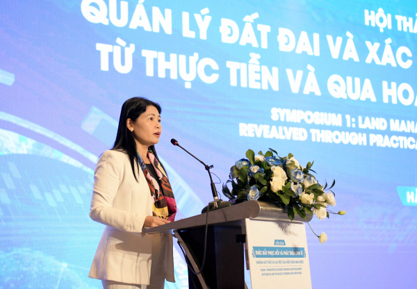 Phó Tổng kiểm toán Nhà nước Hà Thị Mỹ Dung phát biểu.