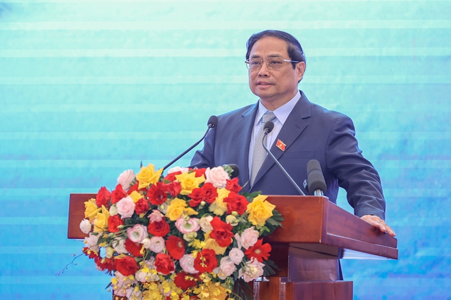 Thủ tướng Phạm Minh Ch&iacute;nh đ&aacute;nh gi&aacute; cao sự cố gắng, quyết t&acirc;m của c&aacute;c b&ecirc;n li&ecirc;n quan trong c&ocirc;ng t&aacute;c đ&agrave;m ph&aacute;n, ph&aacute;t triển dự &aacute;n, t&igrave;m kiếm c&aacute;c giải ph&aacute;p ph&ugrave; hợp - Ảnh: VGP/Nhật Bắc