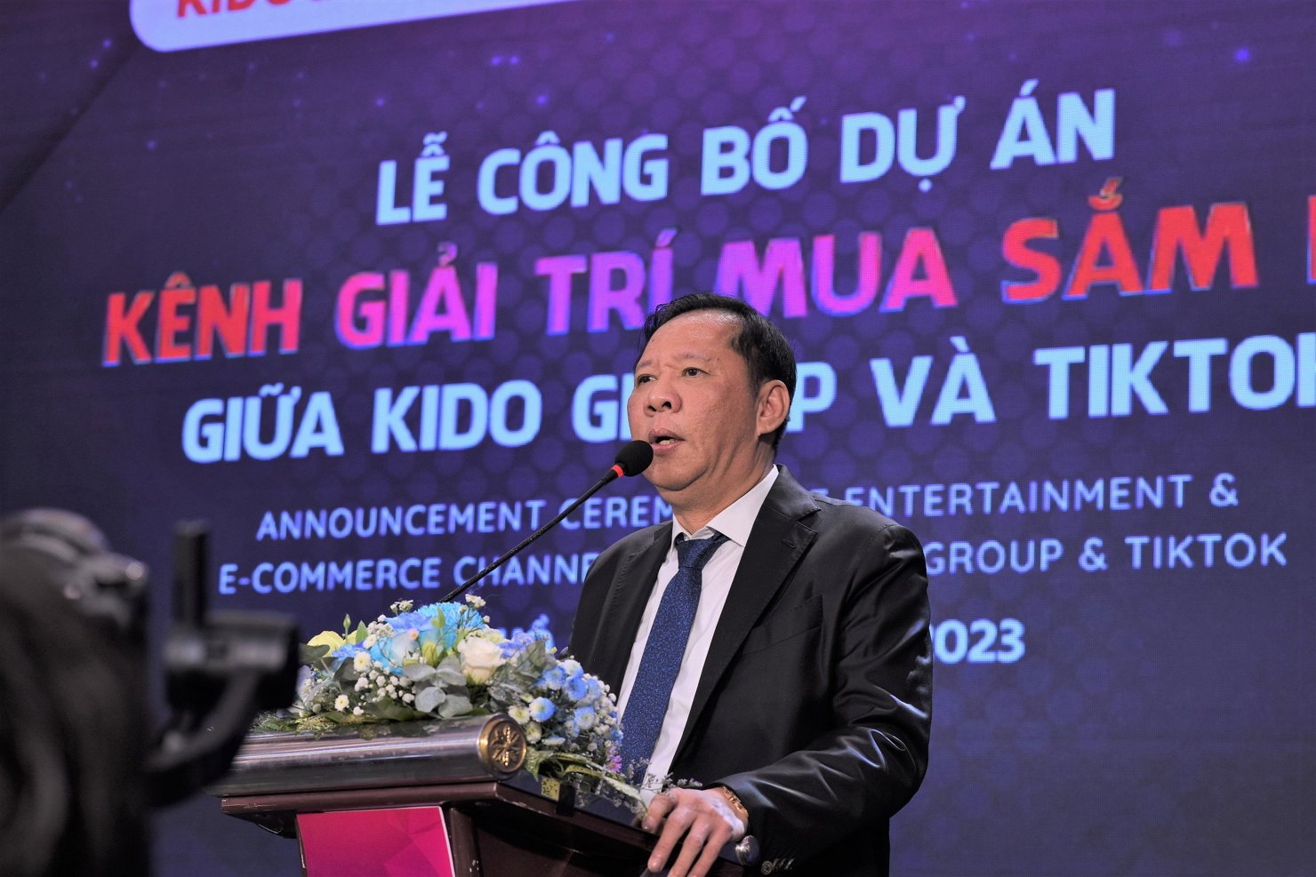 Ông Trần Lệ Nguyên - Phó Chủ tịch HĐQT kiêm Tổng giám đốc KIDO Group chia sẻ tại lễ công bố dự án Entertainment & E-commerce (E2E). Ảnh: KIDO Group