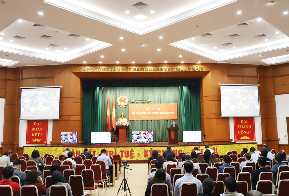 Quang cảnh Hội nghị Tập huấn công tác xây dựng Đảng năm 2023.