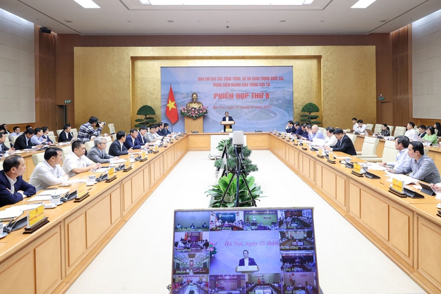 Quang cảnh phiên họp. 