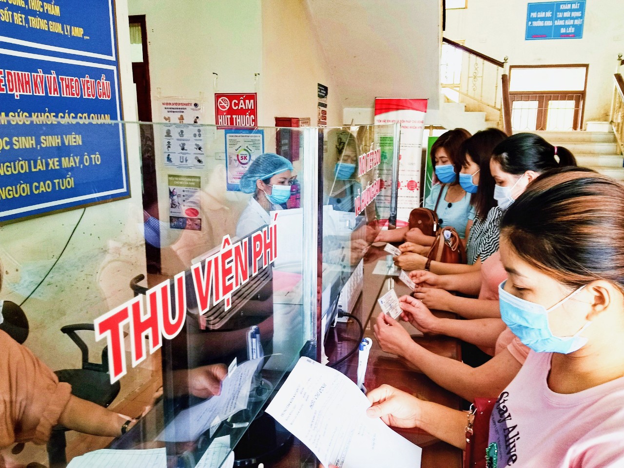 Bộ Y tế đã và đang chỉ đạo triển khai đồng bộ các giải pháp nhằm nâng cao năng lực và mở rộng phạm vi chi trả BHYT cho tuyến dưới.