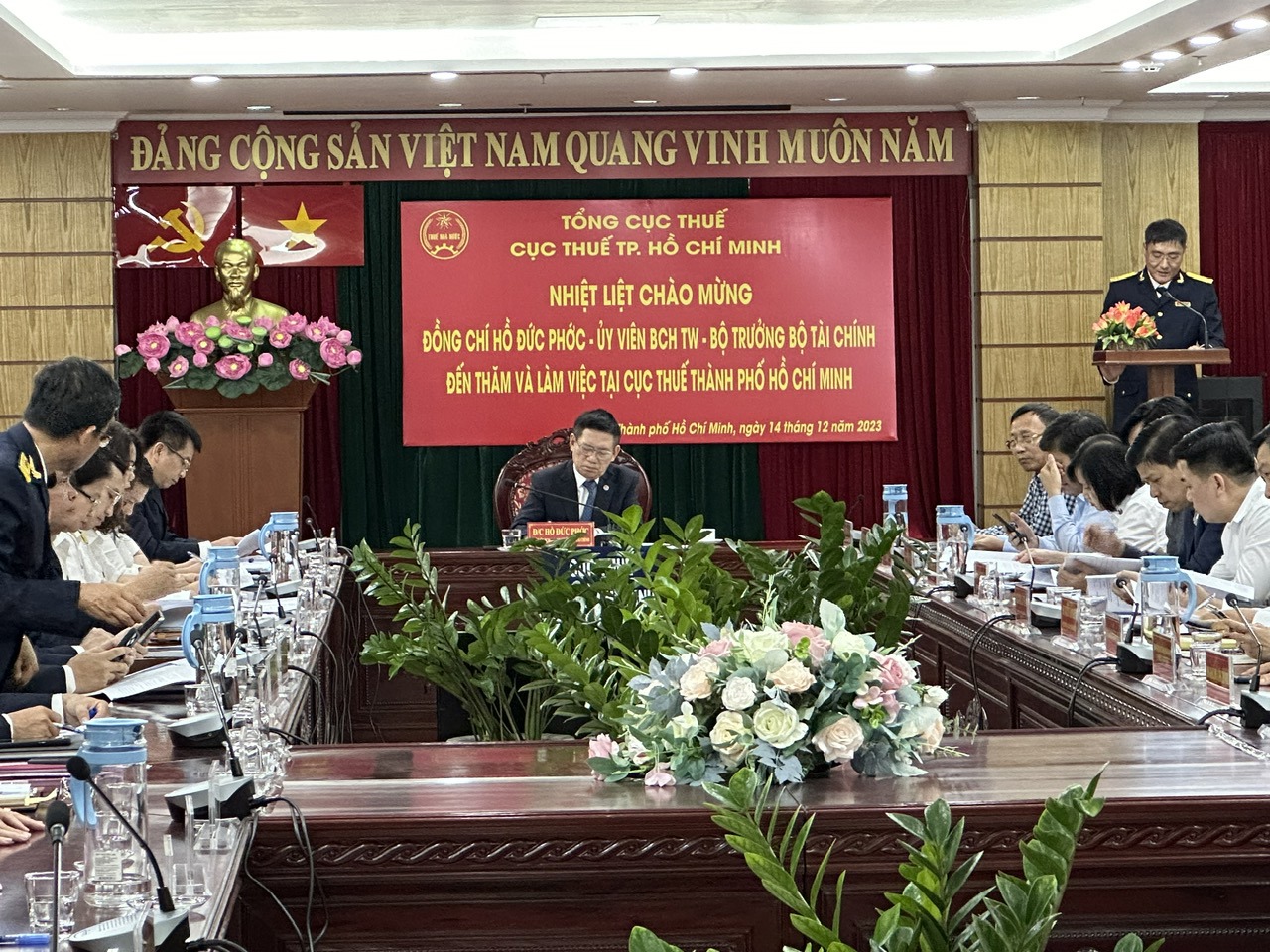 Toàn cảnh buổi làm việc. Ảnh: Thanh Sơn