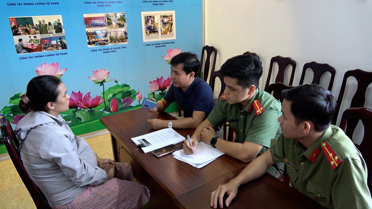 Công an tỉnh Thừa Thiên Huế đang lấy lời khai đối tượng Phan Huỳnh Quỳnh Như.