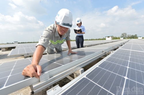 Hiện có tới 40 tổ chức tín dụng cấp “tín dụng xanh” với lãi suất thấp hơn thông thường, để cho vay các cá nhân, doanh nghiệp có nhu cầu vay vốn cho hoạt động sản xuất kinh doanh - Ảnh minh họa