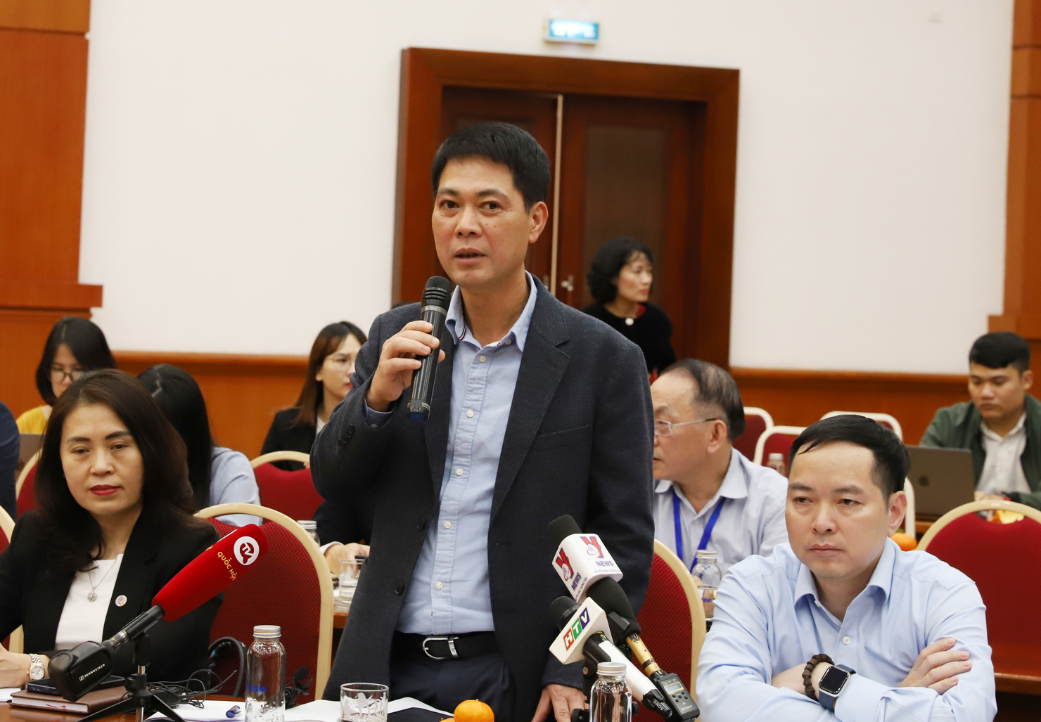 &Ocirc;ng Do&atilde;n Thanh Tuấn - Ph&oacute; Cục trưởng Cục Quản l&yacute;, gi&aacute;m s&aacute;t bảo hiểm ph&aacute;t biểu tại buổi Họp b&aacute;o.