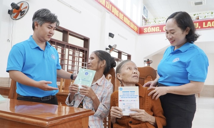 Thời gian qua, BHXH huyện Núi Thành đẩy mạnh tuyên truyền, vận động người dân tham gia BHXH tự nguyện.