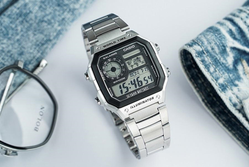 Mặt số điện tử năng động của Casio AE-1200WHD-1AVDF.