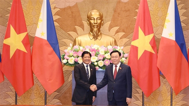 Chủ tịch Quốc hội Vương Đình Huệ hội kiến Tổng thống Philippines Ferdinand Romualdez Marcos Jr. Ảnh: Lâm Hiển