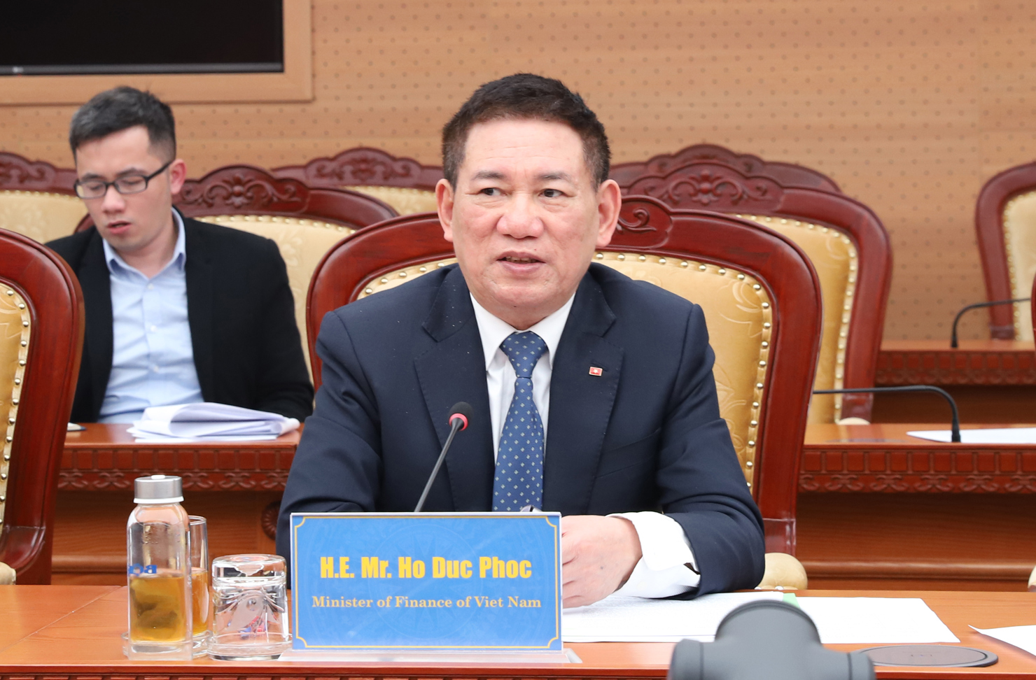 Bộ trưởng Hồ Đức Phớc ph&aacute;t biểu tại buổi l&agrave;m việc.