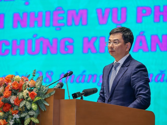 Phó Thống đốc NHNN Việt Nam Phạm Thanh Hà phát biểu tại Hội nghị. Ảnh: VGP