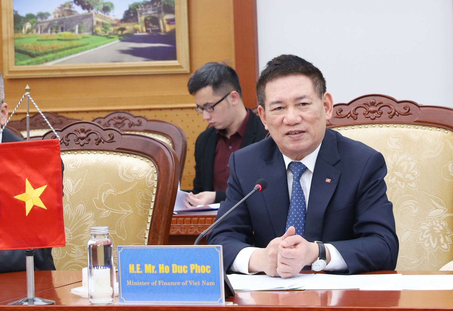Bộ trưởng Hồ Đức Phớc ph&aacute;t biểu tại buổi l&agrave;m việc.