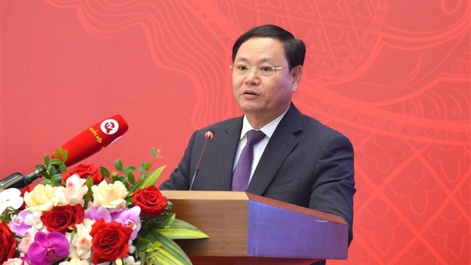 Thứ trưởng Bộ Tài nguyên và Môi trường Lê Minh Ngân phát biểu tại Hội nghị toàn quốc lần thứ hai triển khai luật, nghị quyết của Quốc hội Khóa XV. Ảnh: Hồ Long