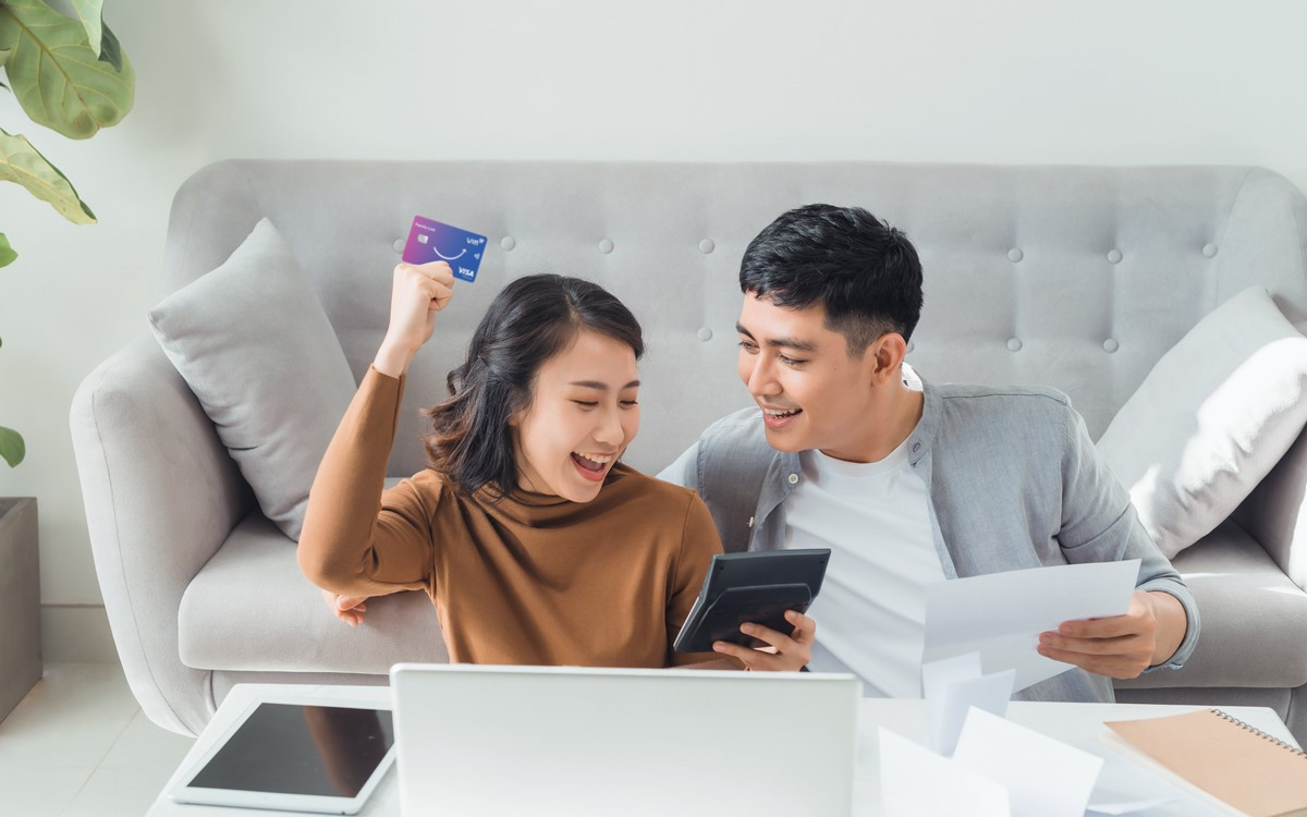 Hơn 100 đối t&aacute;c thẻ t&iacute;n dụng VIB thuộc nhiều lĩnh vực. Ảnh: VIB
