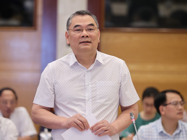 Trung tướng Tô Ân Xô - Người phát ngôn Bộ Công an phát biểu tại họp báo. 