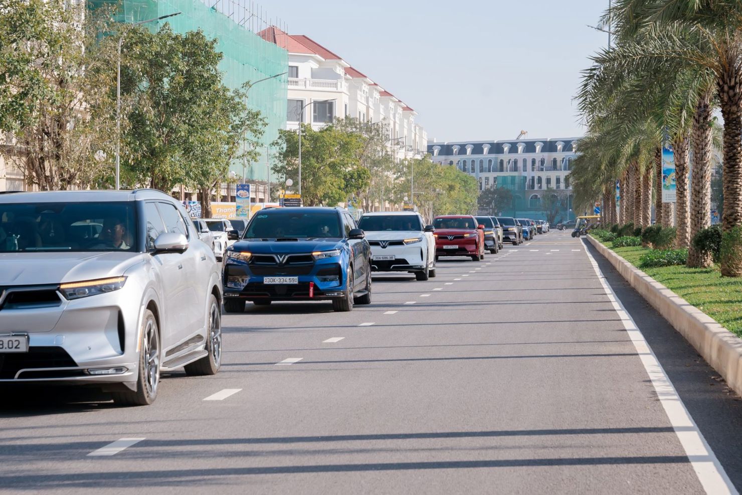 Kh&ocirc;ng chỉ l&agrave; cảm gi&aacute;c l&aacute;i, VF 9 c&ograve;n sở hữu những t&iacute;nh năng th&ocirc;ng minh vượt trội. Ảnh: VFS