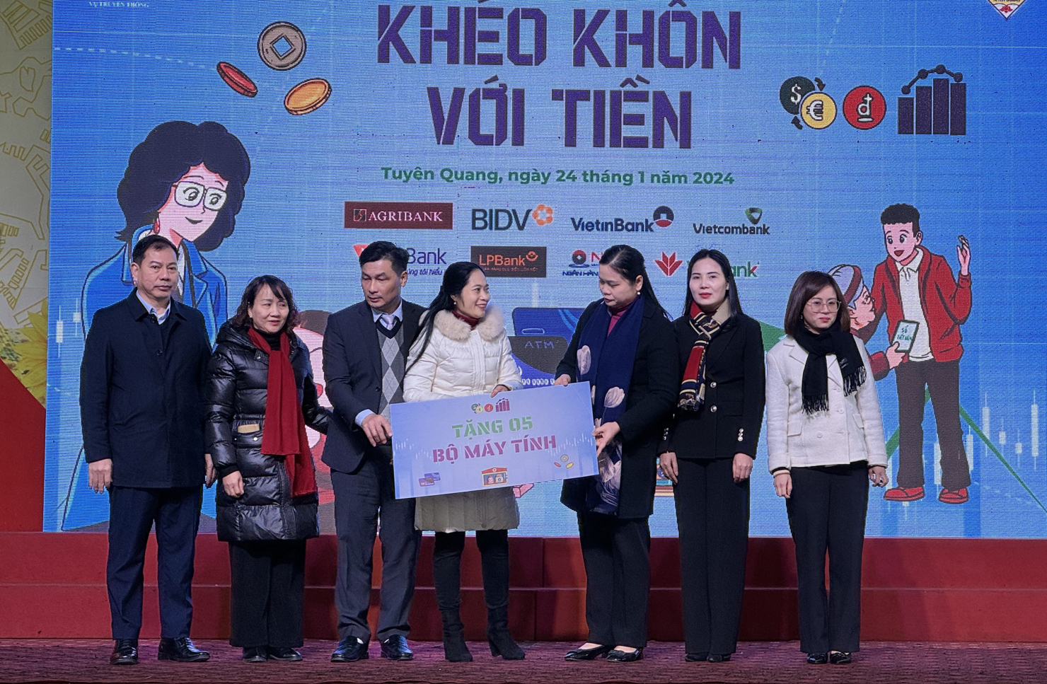 Ngân hàng Nhà nước phổ biến kiến thức tài chính thông qua cuộc thi “Khéo khôn với tiền” tại trường THCS Lê Quý Đôn (TP. Tuyên Quang)