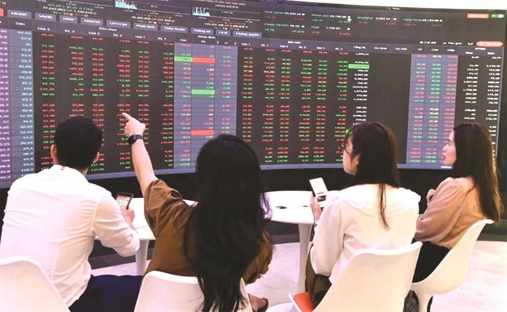 Nhiều công ty chứng khoán đã thông qua tờ trình tăng vốn,hoặc công bố kế hoạch phát hành cổ phiếu, tăng vốn điều lệ.