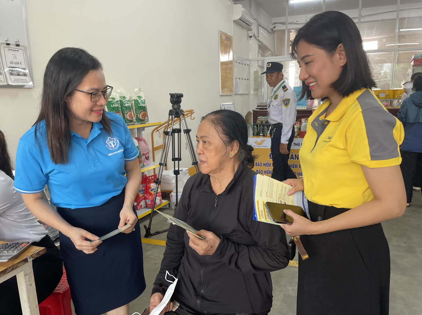 Cơ quan BHXH c&aacute;c cấp chủ động nghi&ecirc;n cứu, tham mưu với cấp ủy, ch&iacute;nh quyền l&atilde;nh đạo, chỉ đạo c&ocirc;ng t&aacute;c BHYT trong t&igrave;nh h&igrave;nh mới.&nbsp;