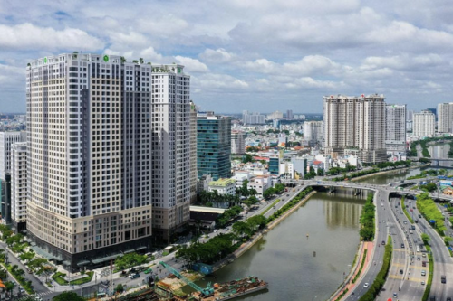 Việc mở rộng phân khúc nhà ở vừa túi tiền được kỳ vọng sẽ giải quyết tình trạng lệch pha cung cầu và đáp ứng nhu cầu về nhà ở cho người dân.
