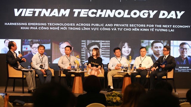 Các diễn giả trong phiên thảo luận ngày 19/4 trong sự kiện Vietnam Technology Day.