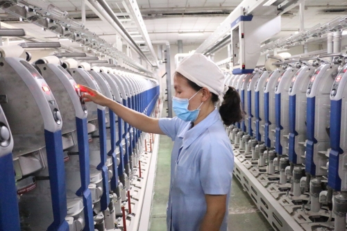 Thay đổi quản lý và chuyển đổi mô hình sản xuất kinh doanh theo hướng xanh, sạch đang được nhiều doanh nghiệp sản xuất thực hiện