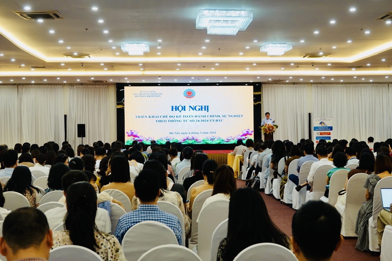 Toàn cảnh Hội nghị.