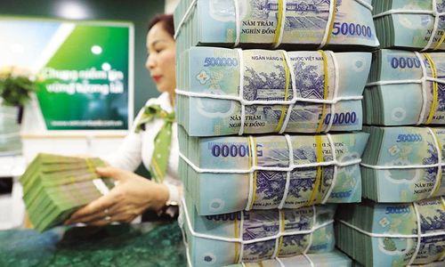 Gần 327 nghìn tỷ đồng được bơm vào nền kinh tế qua kênh tín dụng trong 5 tháng đầu năm.