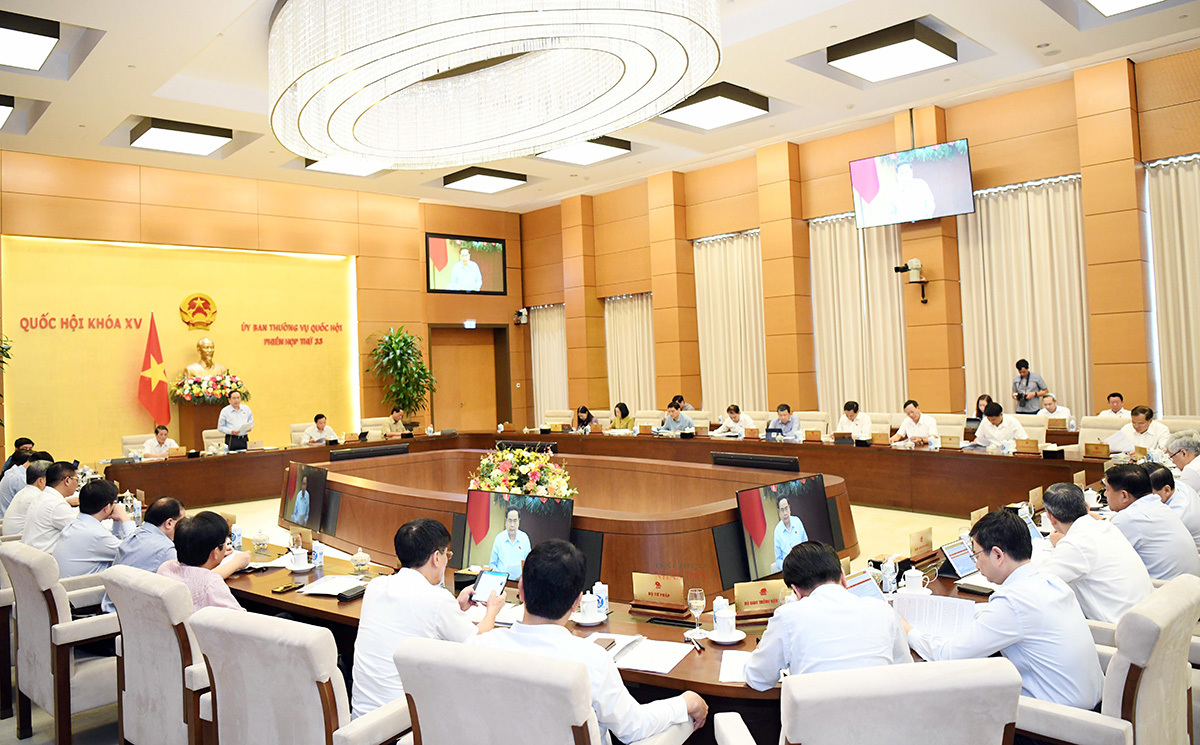 Quang cảnh Phi&ecirc;n họp.
