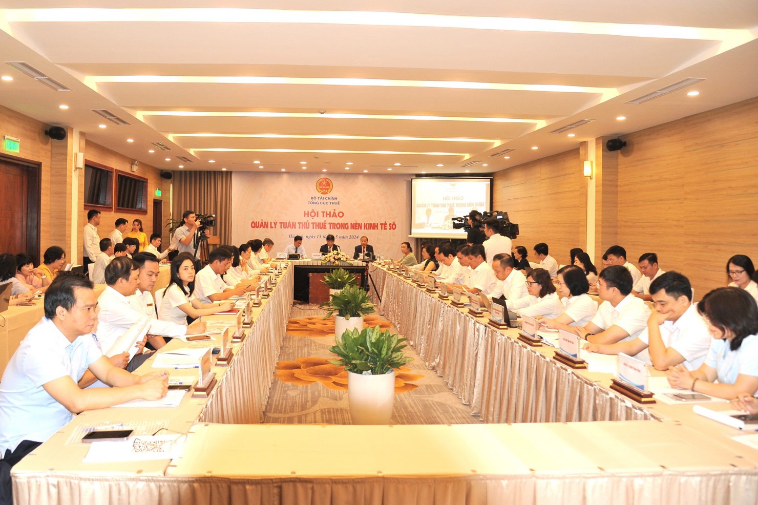 Quang cảnh Hội thảo.