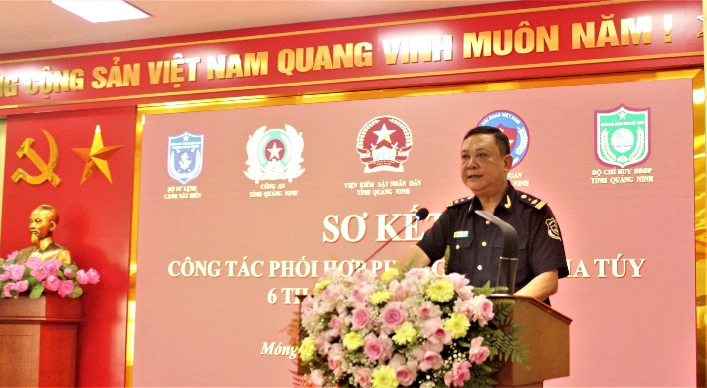 Ông Phạm Quốc Hưng – Phó Cục trưởng Cục Hải quan Quảng Ninh phát biểu tại hội nghị.