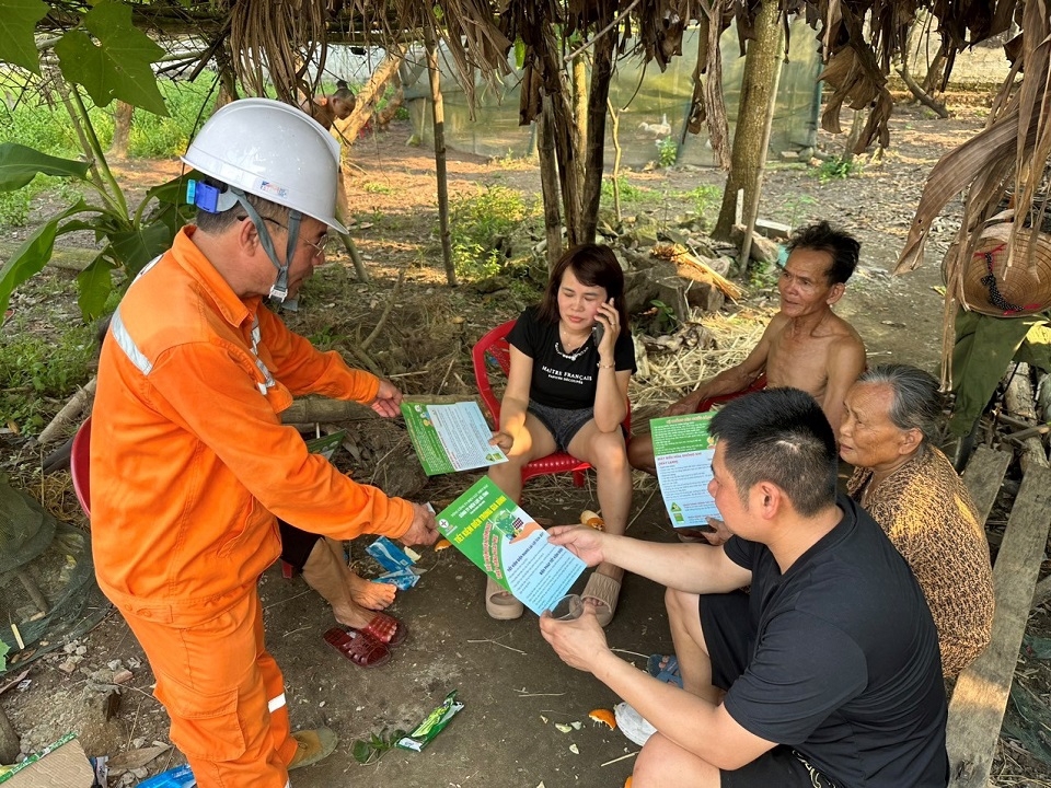 Tổng công ty đã tư vấn sử dụng điện tiết kiệm và hiệu quả trực tiếp đến khách hàng 188.881 lần