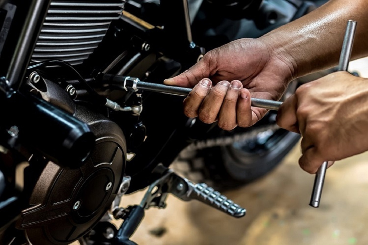 Để xe máy luôn được ổn định khi sử dụng lâu dài, bảo dưỡng xe máy thường xuyên là công việc quan trọng mà người dùng không nên bỏ qua 