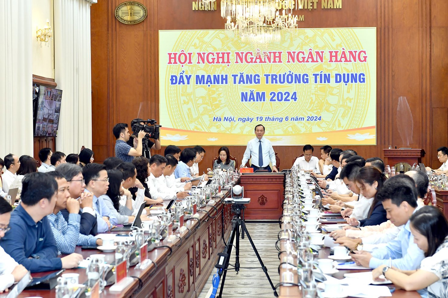Toàn cảnh Hội nghị.