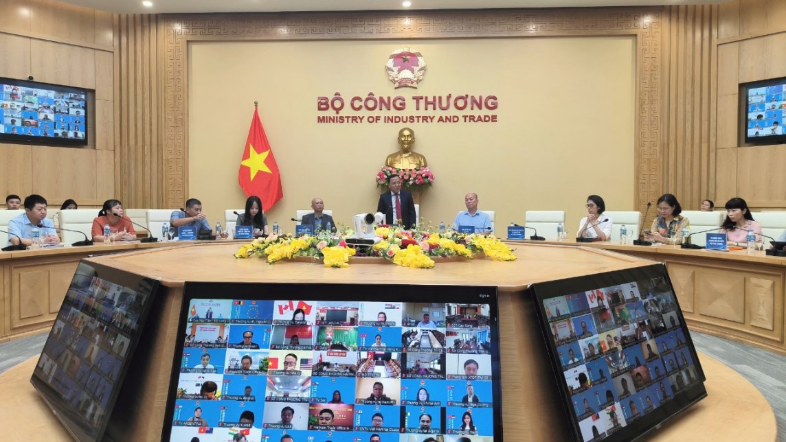 Toàn cảnh hội nghị.