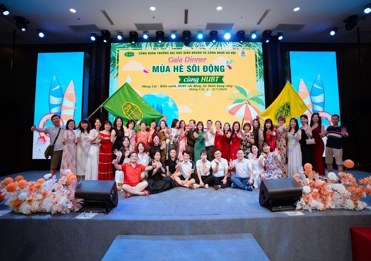 Đại gia đình HUBT đã có những phút giây đáng nhớ tại Gala dinner
