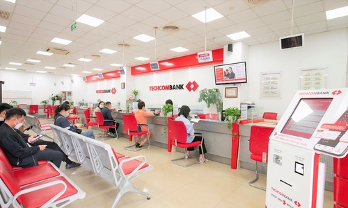 Nửa đầu năm 2024, Techcombank ghi nhận lợi nhuận trước thuế luỹ kế đạt 15.600 tỷ đồng, tăng hơn 30% so với cùng kỳ năm trước.