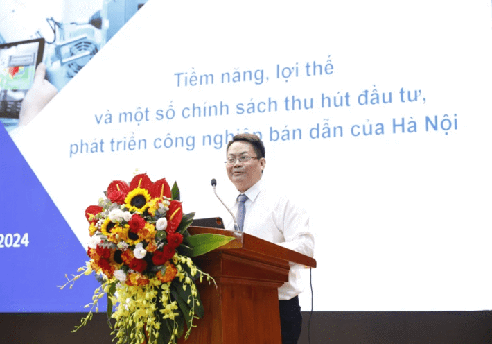 Ông Nguyễn Việt Hùng, Giám đốc Sở Thông tin và Truyền thông Hà Nội, chia sẻ về tiềm năng, lợi thế và một số chính sách thu hút đầu tư, phát triển công nghiệp bán dẫn của Hà Nội