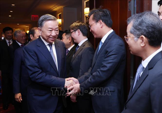 Tổng Bí thư, Chủ tịch nước Tô Lâm dự Tọa đàm Tăng cường hợp tác Việt Nam - Hoa Kỳ trong phát triển ngành công nghiệp bán dẫn và trí tuệ nhân tạo 