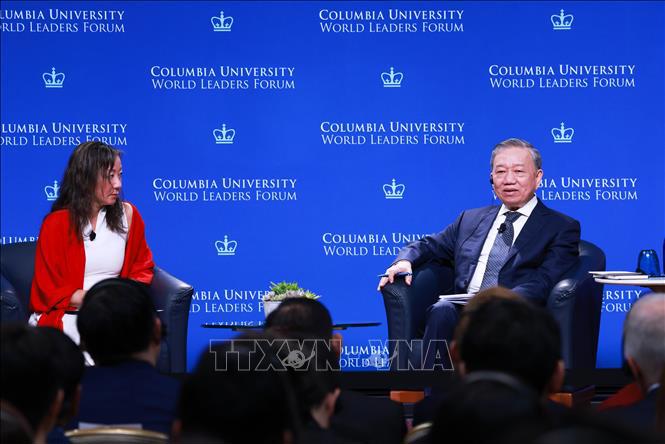 Tổng Bí thư, Chủ tịch nước Tô Lâm nói chuyện với sinh viên Đại học Columbia. 