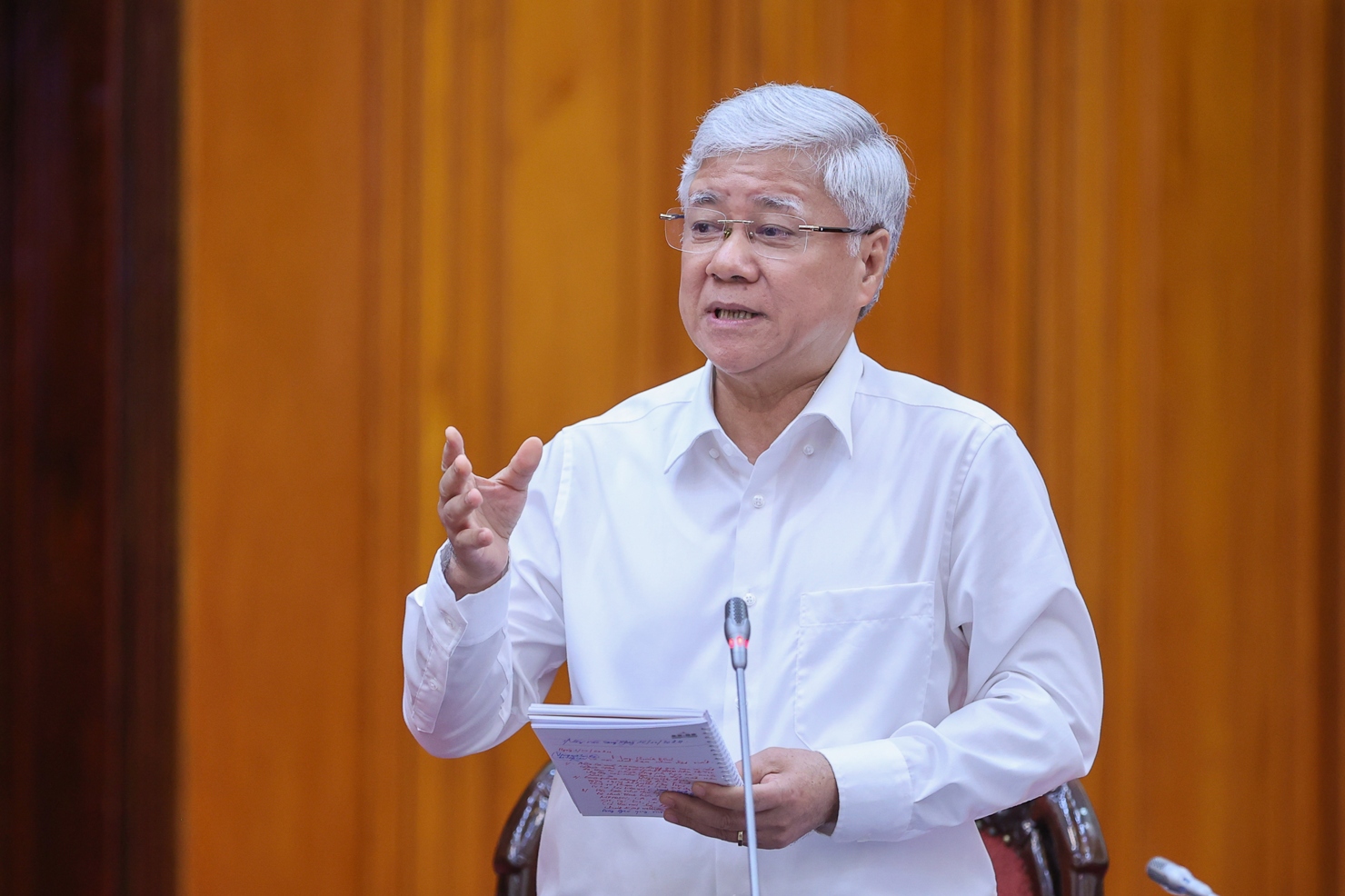 Chủ tịch Ủy ban Trung ương Mặt trận Tổ quốc Việt Nam Đỗ Văn Chiến ph&aacute;t biểu tại buổi l&agrave;m việc. Ảnh: VGP/Nhật Bắc &nbsp;