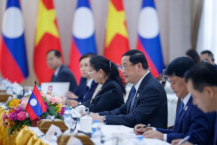 Thủ tướng Lào Sonexay Siphandone nhất trí với đánh giá của Thủ tướng Chính phủ Phạm Minh Chính về quan hệ hai nước. Ảnh: VGP/Nhật Bắc 