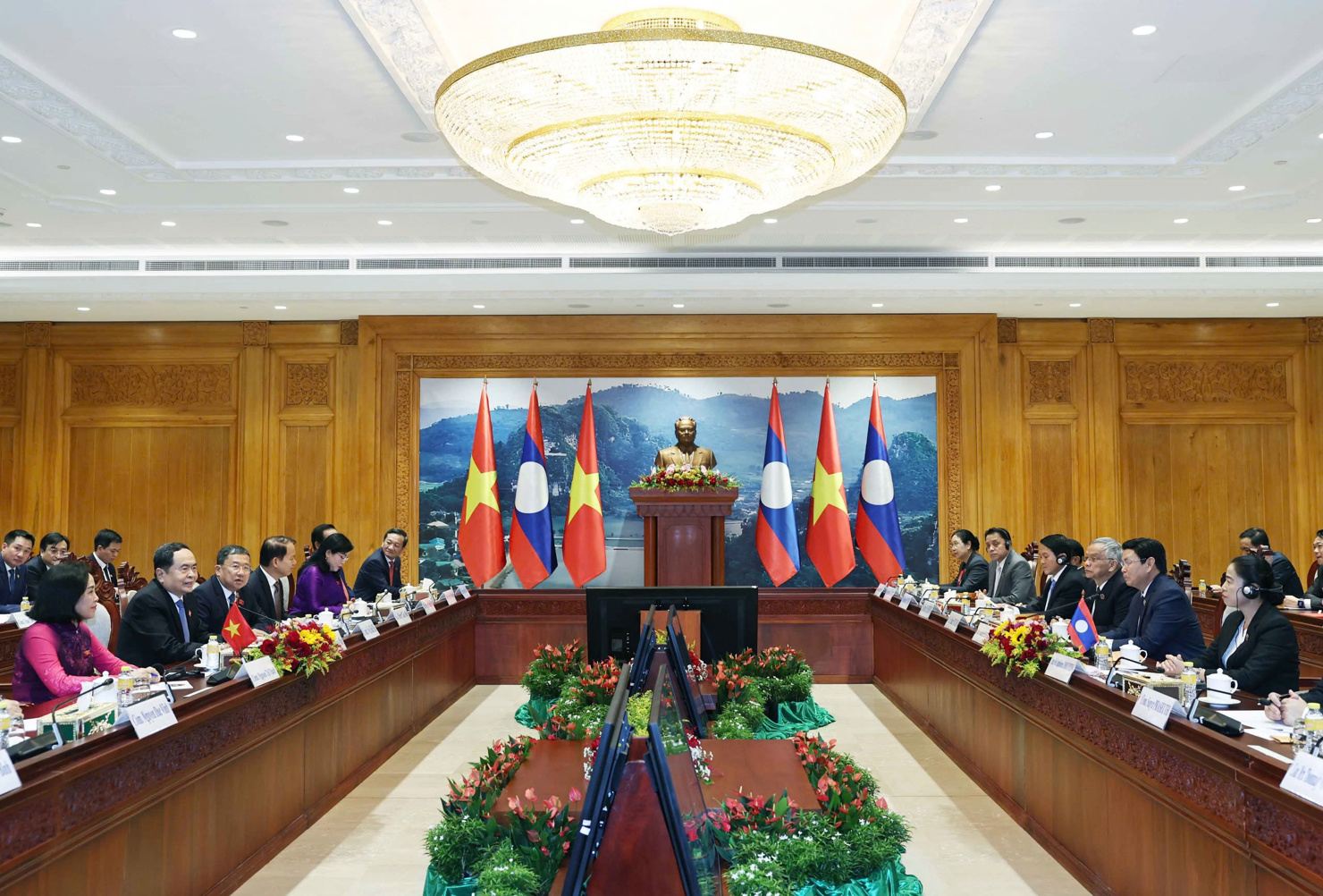 Toàn cảnh Hội đàm.